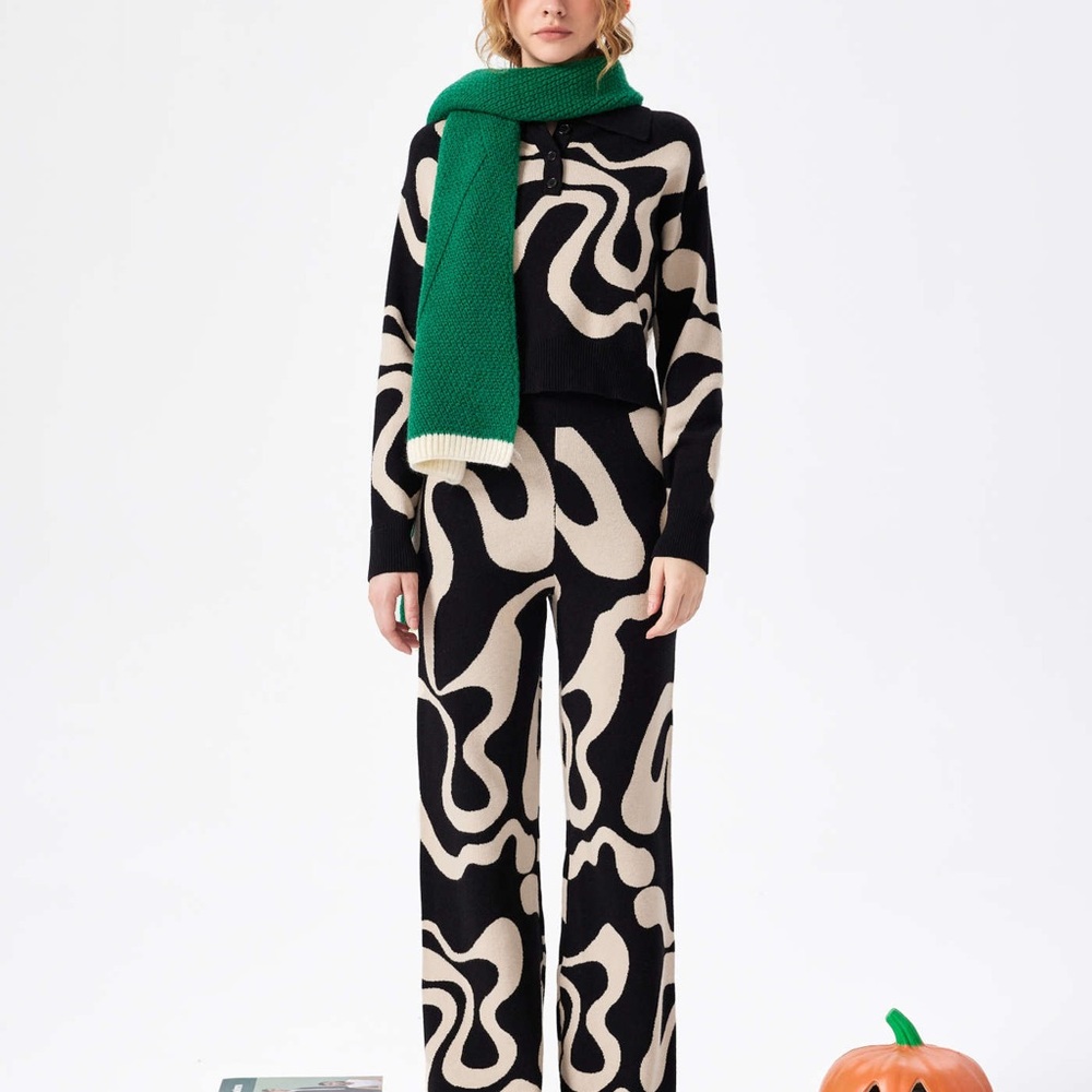EVERYDAY ILLUSION PSYCHEDELIC SWIRL SWEATER & KNIT TROUSERS